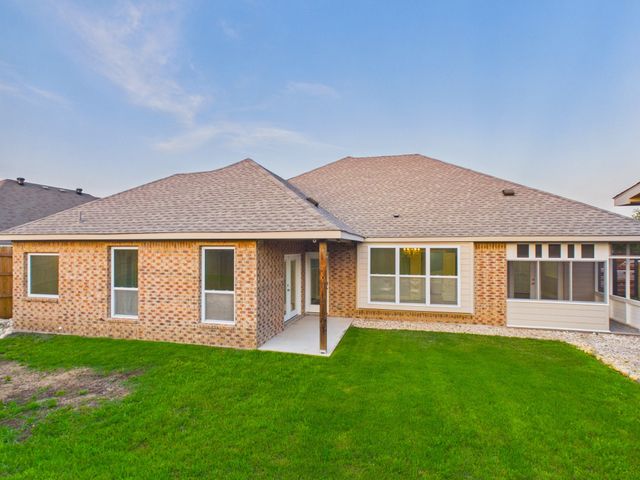 921 Mill Pond Drive, Midlothian, TX 76065