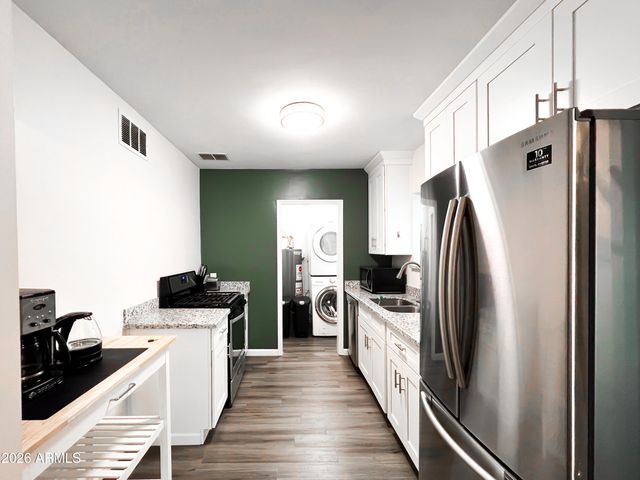 4128 N 3RD Avenue, Phoenix, AZ 85013