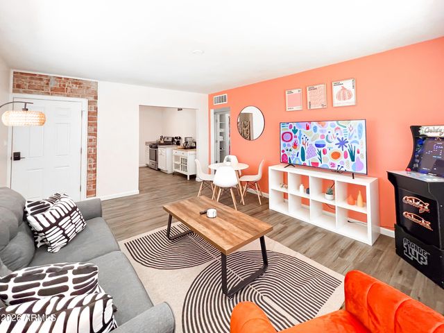 4128 N 3RD Avenue, Phoenix, AZ 85013