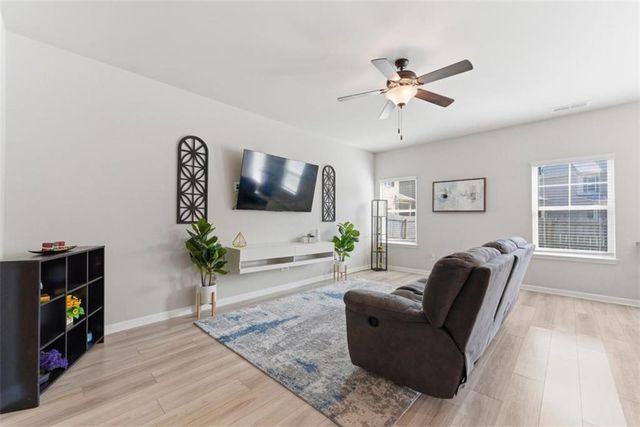 11924 Brightside Parkway, Hampton, GA 30228