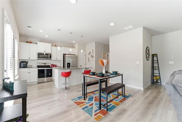 11924 Brightside Parkway, Hampton, GA 30228