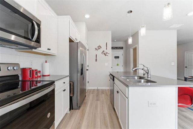 11924 Brightside Parkway, Hampton, GA 30228