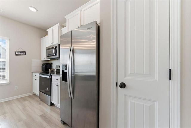 11924 Brightside Parkway, Hampton, GA 30228