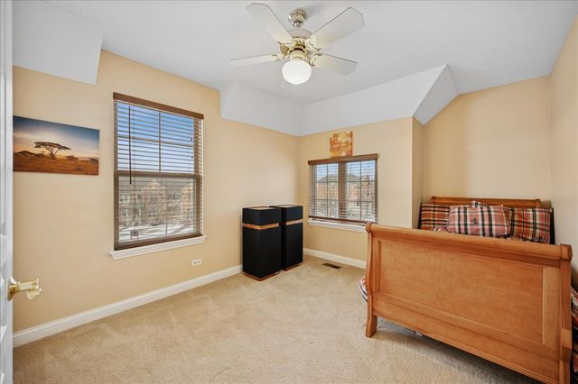 2230 Goldenrod Lane, Glenview, IL 60026