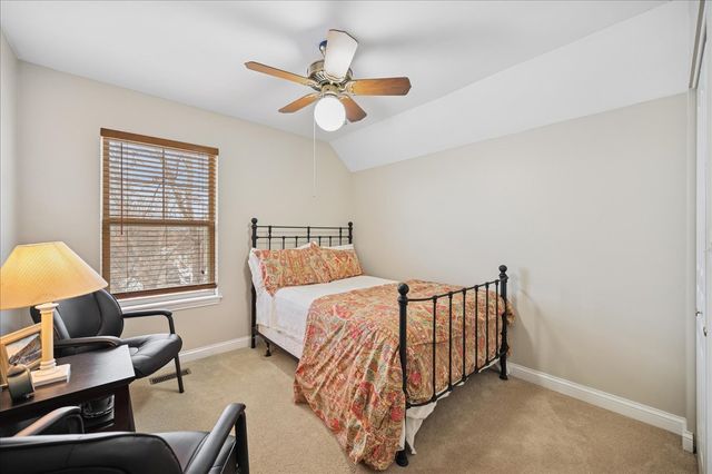 2230 Goldenrod Lane, Glenview, IL 60026