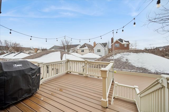 2230 Goldenrod Lane, Glenview, IL 60026