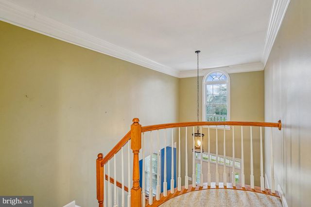 20338 CLIFTONS POINT ST, Potomac Falls, VA 20165