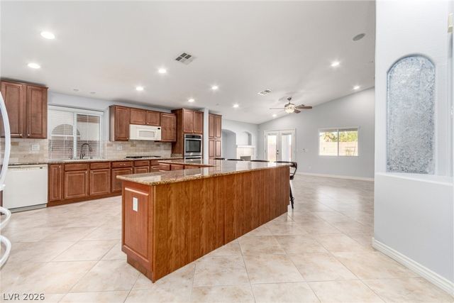 3660 Toscanella Avenue, Henderson, NV 89052