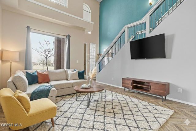 12968 ENRIQUE GOMEZ Lane, El Paso, TX 79938