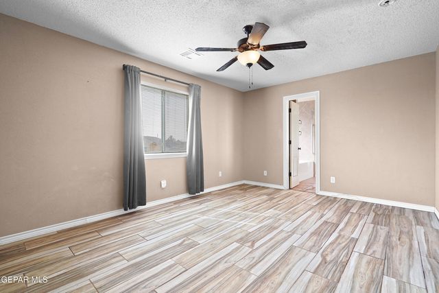 12968 ENRIQUE GOMEZ Lane, El Paso, TX 79938