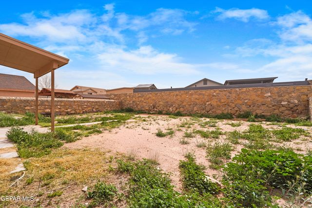 12968 ENRIQUE GOMEZ Lane, El Paso, TX 79938