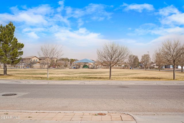 12968 ENRIQUE GOMEZ Lane, El Paso, TX 79938