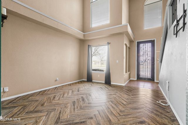 12968 ENRIQUE GOMEZ Lane, El Paso, TX 79938