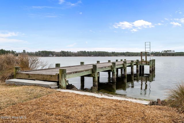 91 Topping Lane, Belhaven, NC 27810