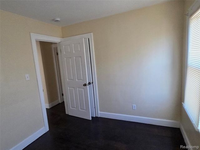13918 Roselawn Street 2, Detroit, MI 48238