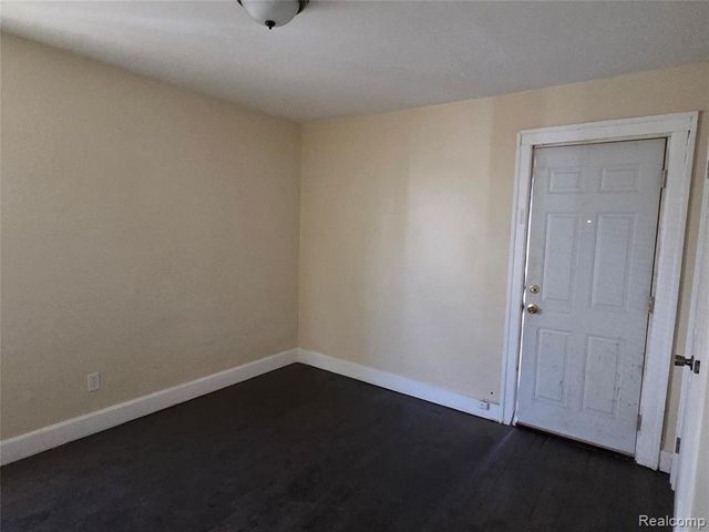 13918 Roselawn Street 2, Detroit, MI 48238