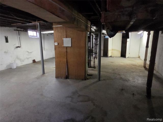 13918 Roselawn Street 2, Detroit, MI 48238