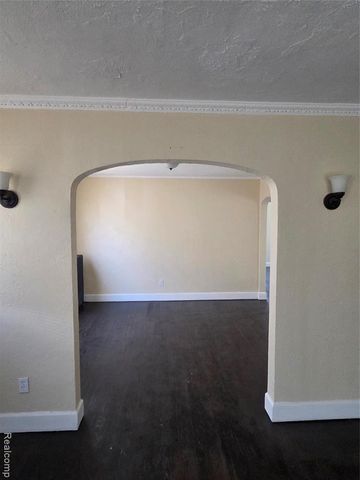 13918 Roselawn Street 2, Detroit, MI 48238