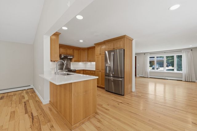 14 Hemlock Drive, Medway, MA 02053