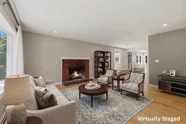 14 Hemlock Drive, Medway, MA 02053