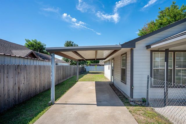 2416 SW 34th Street, Oklahoma City, OK 73119