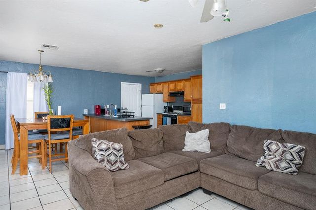 2416 SW 34th Street, Oklahoma City, OK 73119