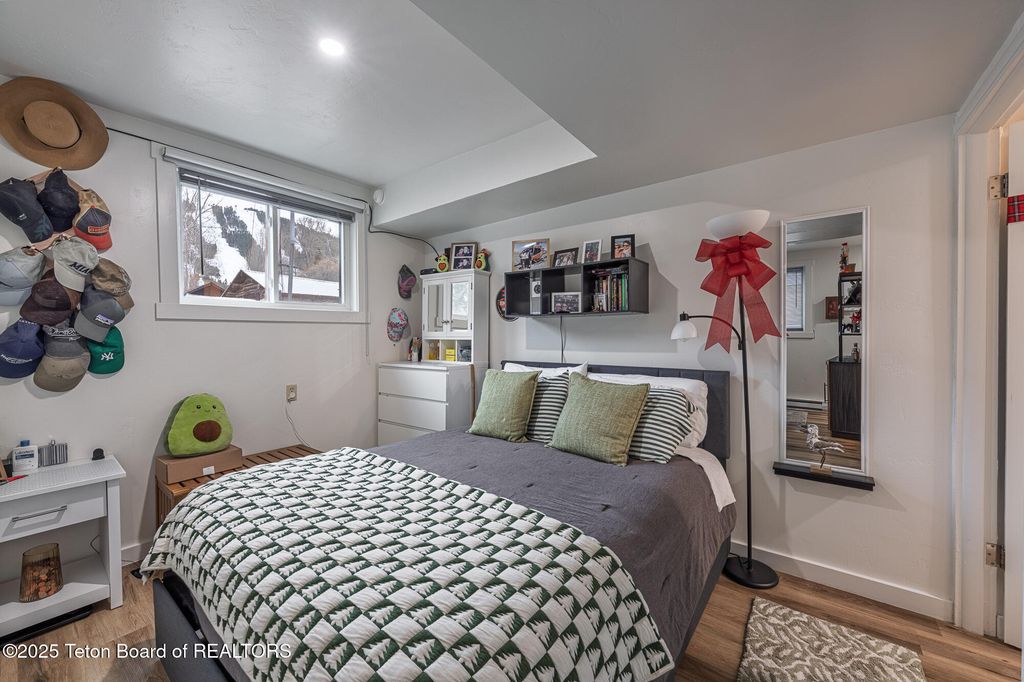 360 E PEARL Avenue, Jackson, WY 83001 photo 21