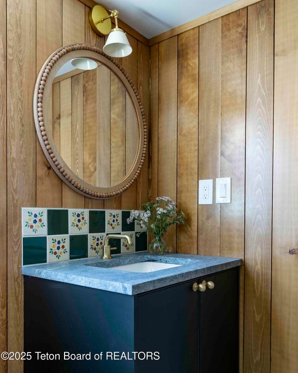 360 E PEARL Avenue, Jackson, WY 83001 photo 7