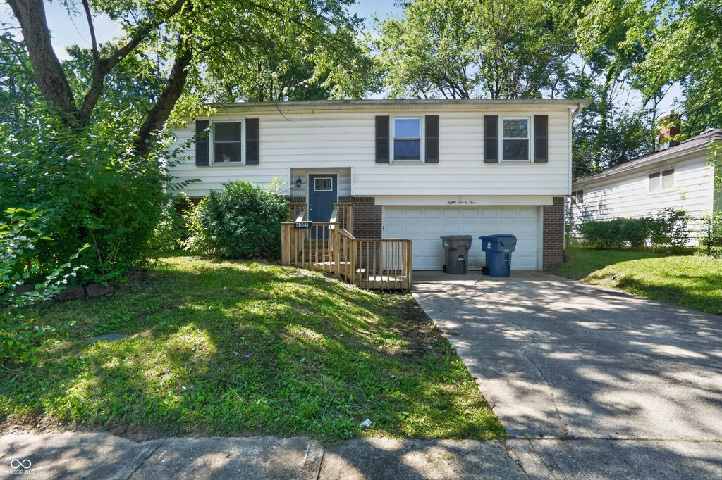 8505 E 34th Place, Indianapolis, IN 46226