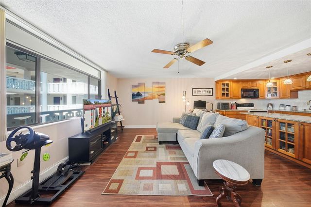 2612 PEARCE DRIVE 209, Clearwater, FL 33764