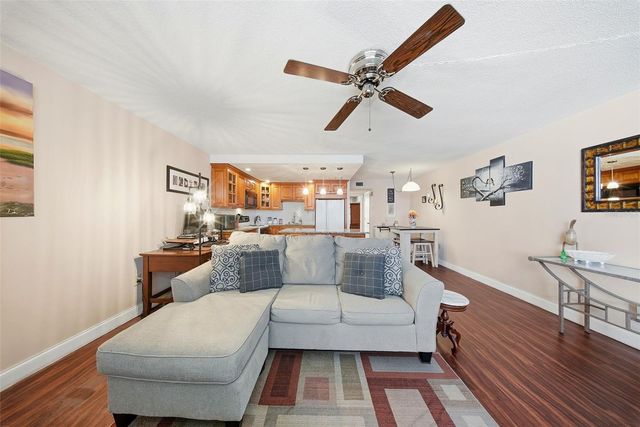 2612 PEARCE DRIVE 209, Clearwater, FL 33764