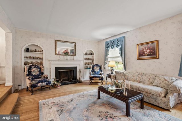 1508 SWEET BRIAR RD, Gladwyne, PA 19035