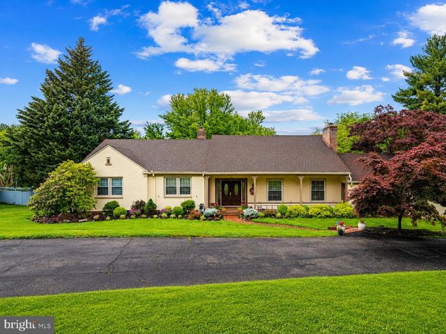 1508 SWEET BRIAR RD, Gladwyne, PA 19035