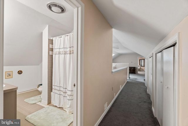 1508 SWEET BRIAR RD, Gladwyne, PA 19035