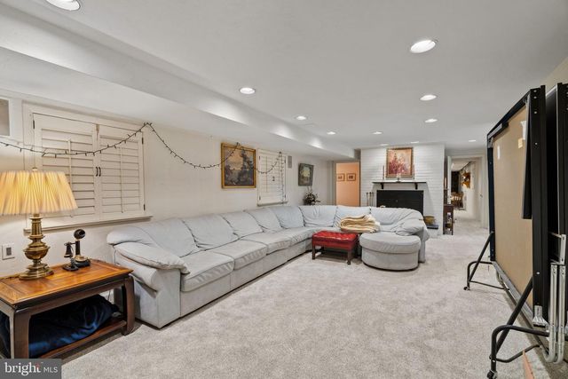 1508 SWEET BRIAR RD, Gladwyne, PA 19035