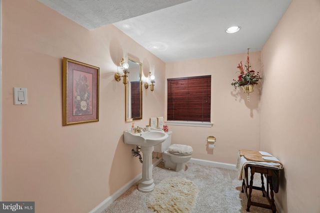 1508 SWEET BRIAR RD, Gladwyne, PA 19035
