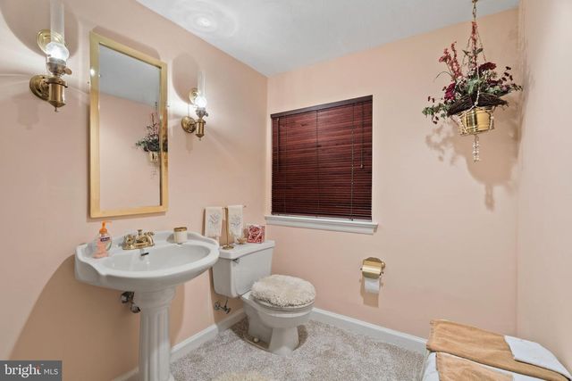 1508 SWEET BRIAR RD, Gladwyne, PA 19035