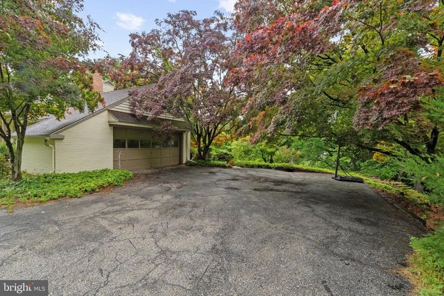 1508 SWEET BRIAR RD, Gladwyne, PA 19035