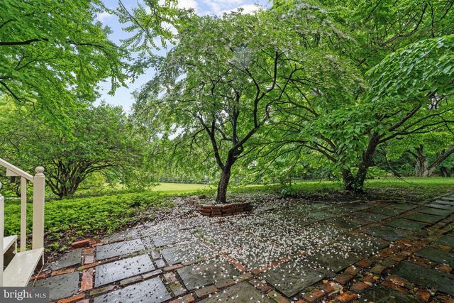 1508 SWEET BRIAR RD, Gladwyne, PA 19035