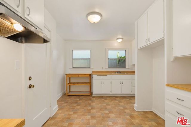 4016 Lyceum Avenue, Los Angeles, CA 90066