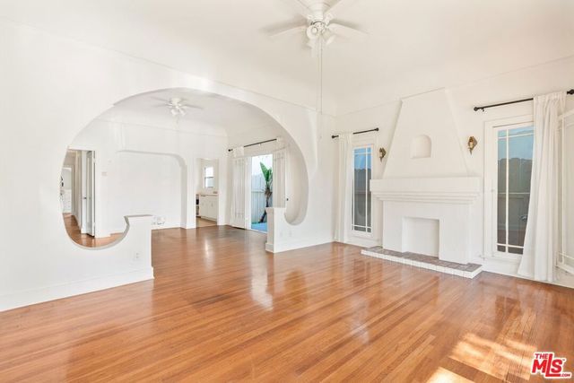 4016 Lyceum Avenue, Los Angeles, CA 90066