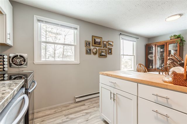 1616 Wheatstone Drive, Farmington, NY 14425