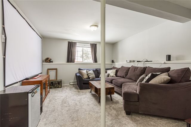 1616 Wheatstone Drive, Farmington, NY 14425