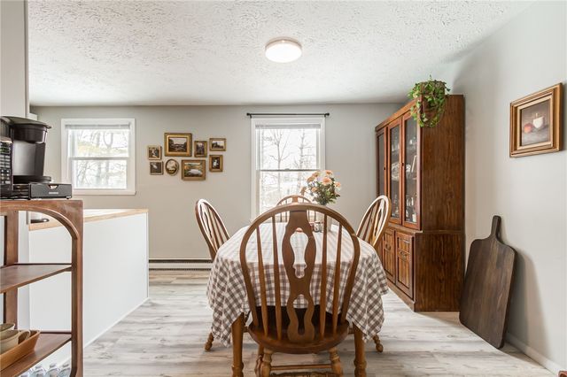 1616 Wheatstone Drive, Farmington, NY 14425