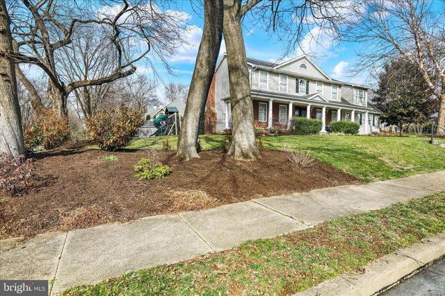 74 MUSEUM RD, Reading, PA 19607