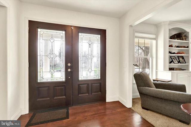 74 MUSEUM RD, Reading, PA 19607