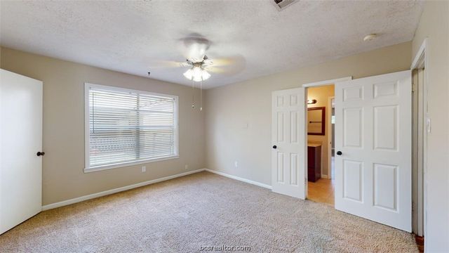 3004 Longleaf Drive, College Station, TX 77845
