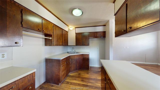 3004 Longleaf Drive, College Station, TX 77845