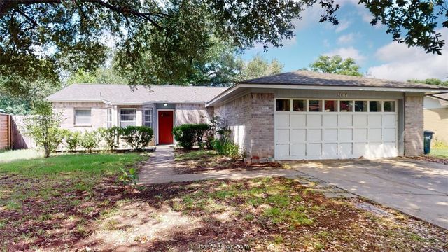 3004 Longleaf Drive, College Station, TX 77845