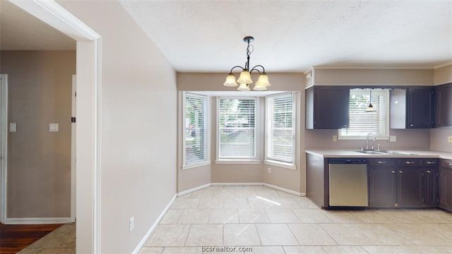 3004 Longleaf Drive, College Station, TX 77845